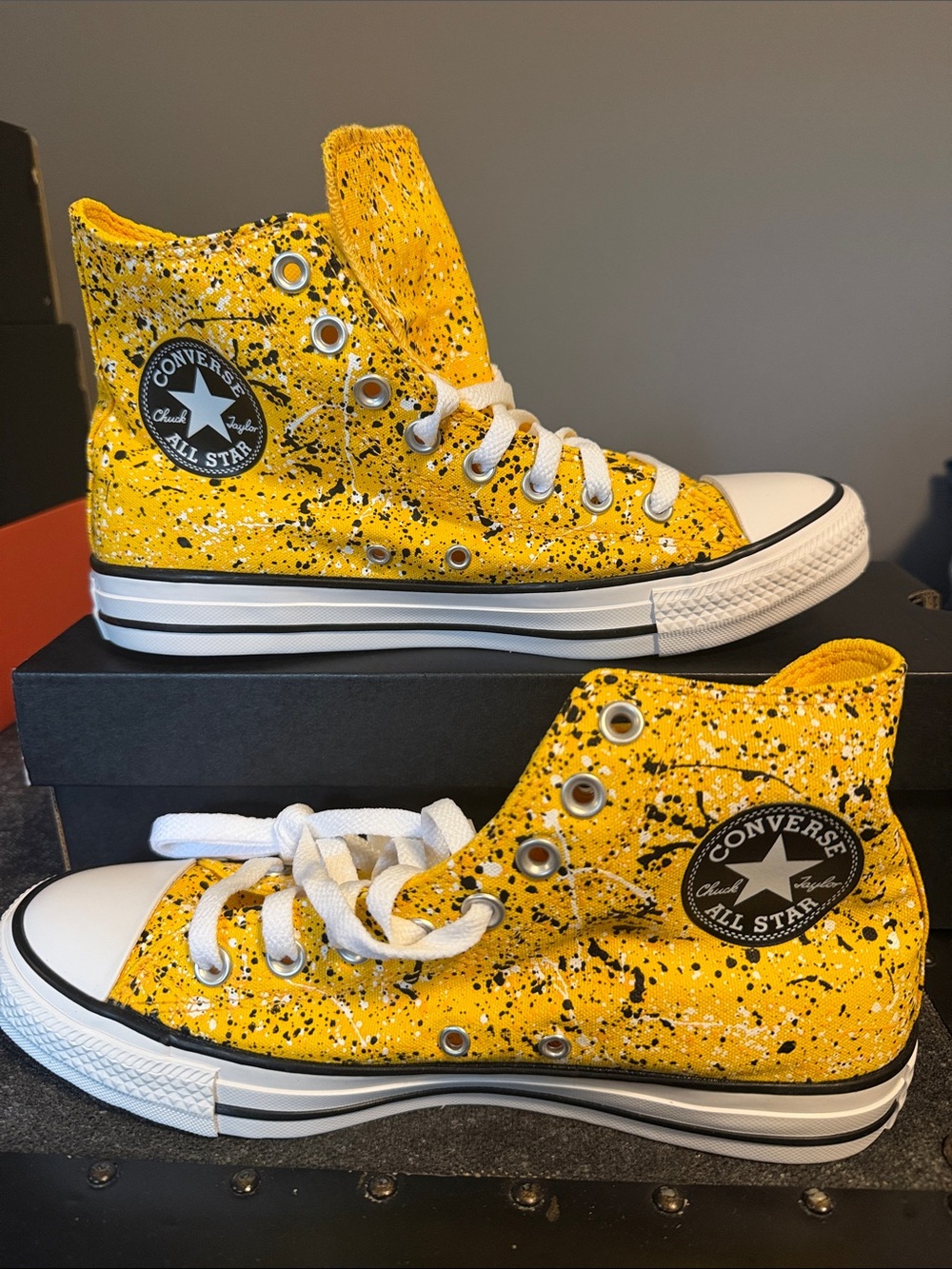 Unisex Yellow Converse Sneakers with Splatter pattern_Size 7 Mens_Size 9 Womens - Picture 8 of 8